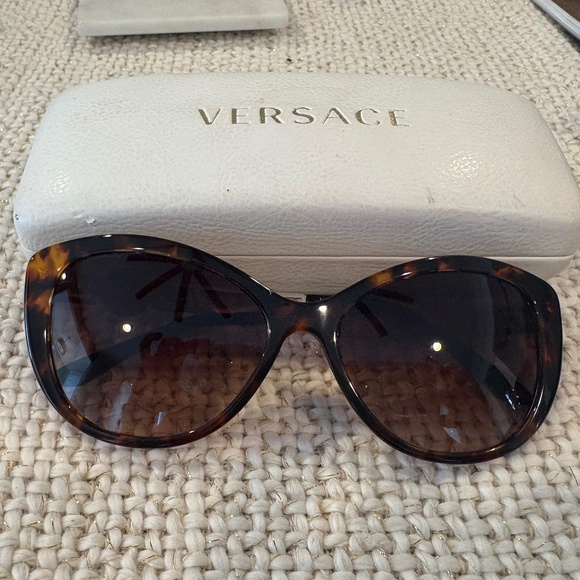 Versace Brown Tortoise Shell Style 4295 - Picture 1 of 9